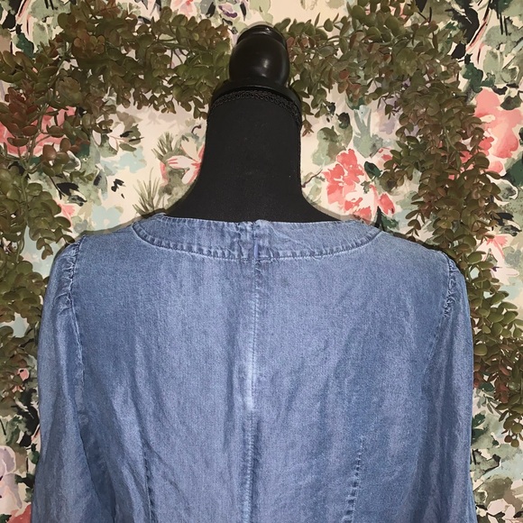 Ann Taylor | Denim Blouse - Picture 6 of 7